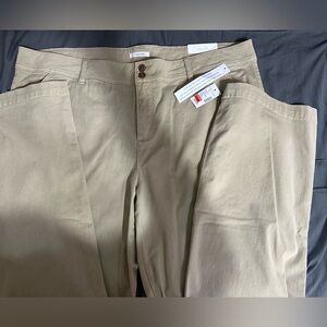 Women’s Tan Pants